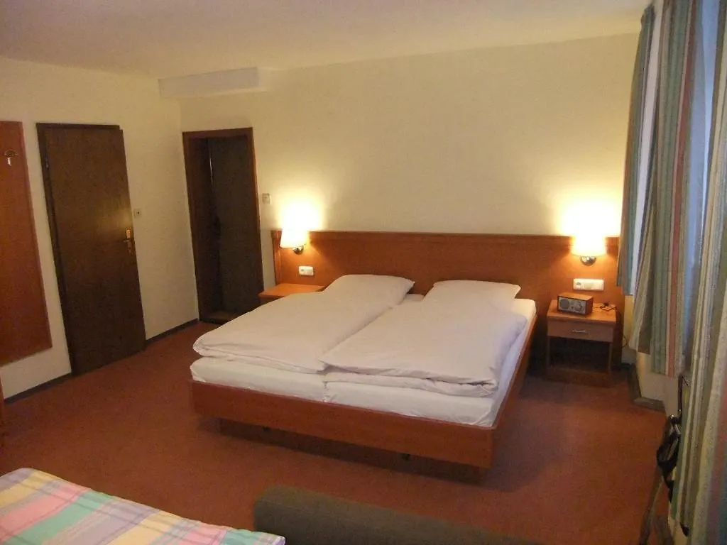 Gasthof Rotes Ross Zell im Fichtelgebirge 2*,  Niemcy